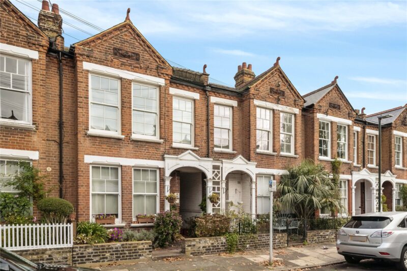 North Avenue, Richmond, TW9 3LZ - Antony Roberts