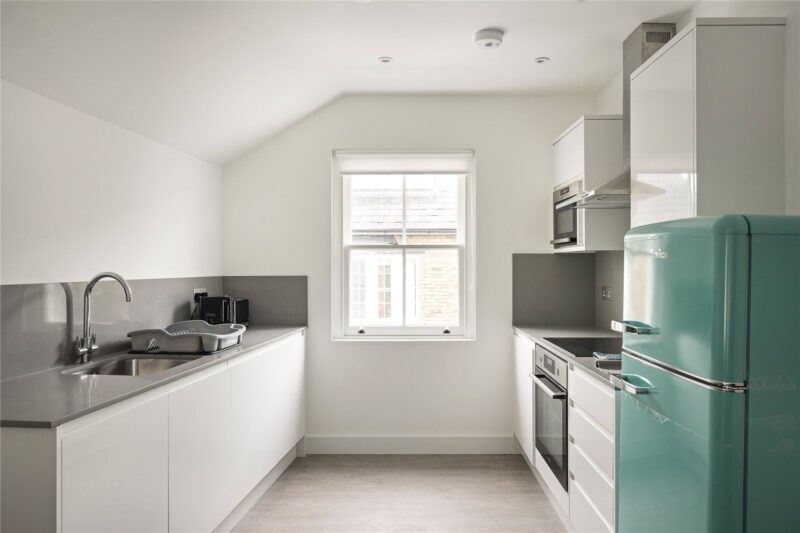 Sandycombe Road, Kew, TW9 3NG - Antony Roberts