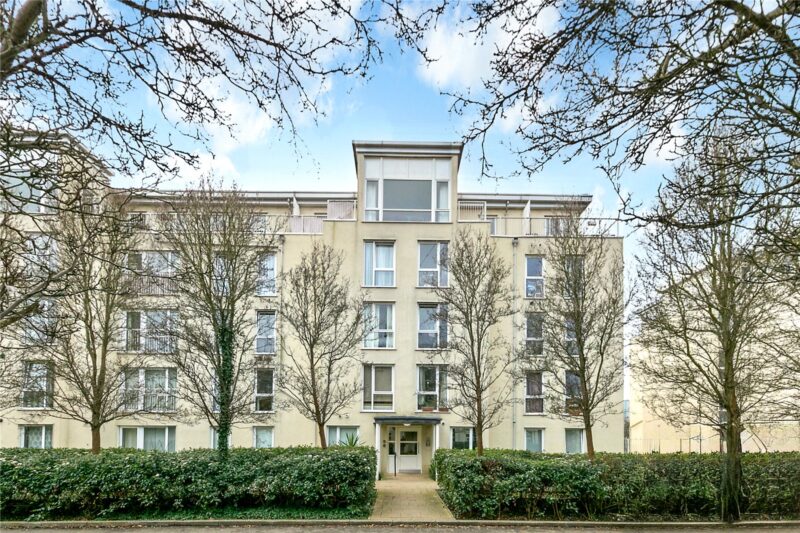 Melliss Avenue, Kew, TW9 4BG - Antony Roberts