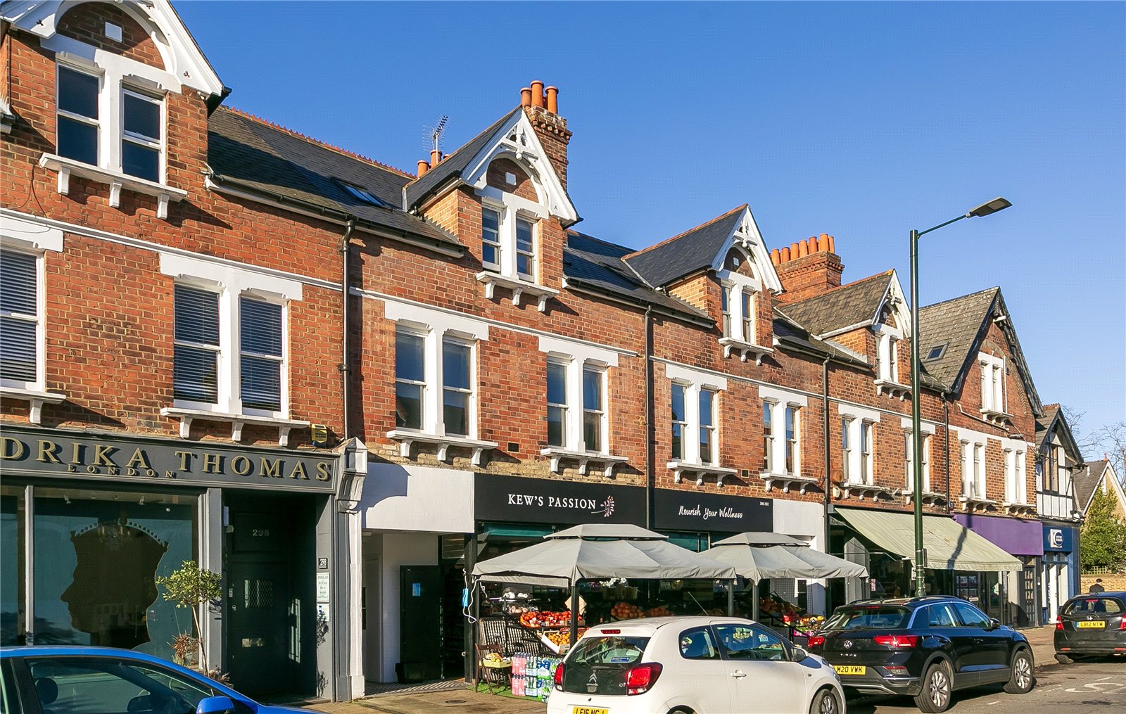 Sandycombe Road, Kew, TW9 3NG - Antony Roberts