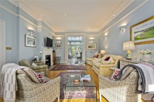  - Antony Roberts