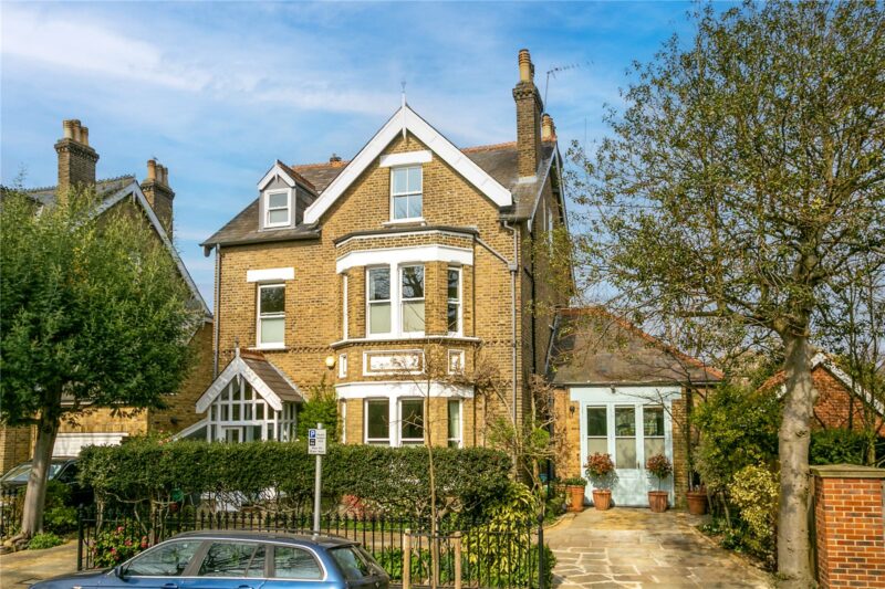Branstone Road, Kew, TW9 3LB - Antony Roberts
