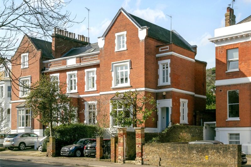 Queens Road, Richmond, TW10 6JW - Antony Roberts