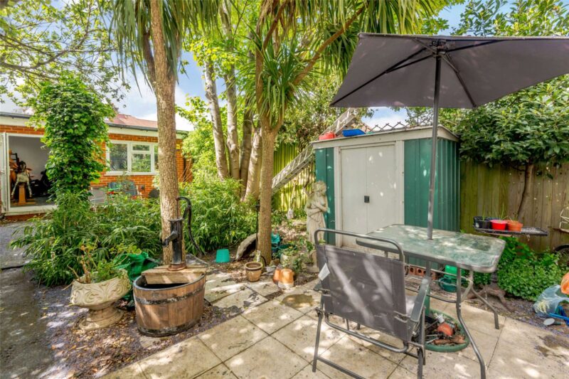 Worple Road, Isleworth, TW7 7HT - Antony Roberts