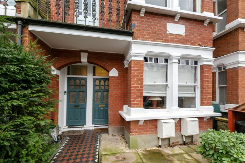 Sidney Road, St. Margarets, TW1 1JR - Antony Roberts