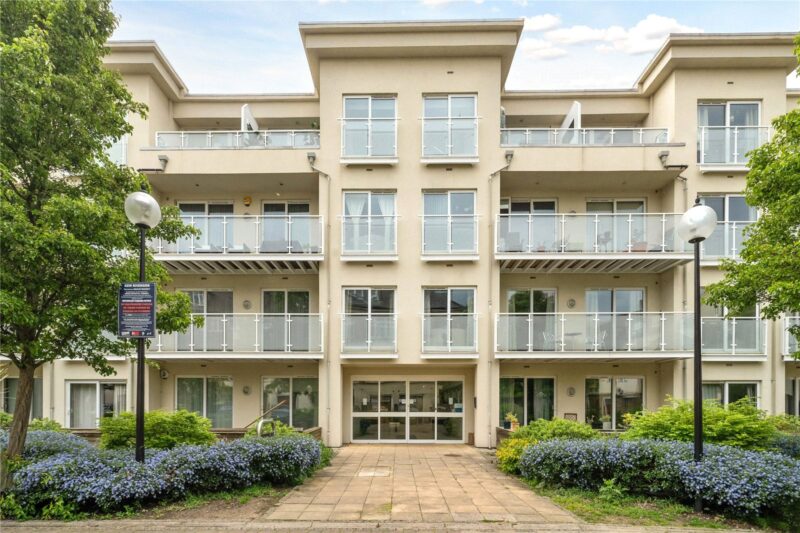 Woodman Mews, Kew, TW9 4AP - Antony Roberts