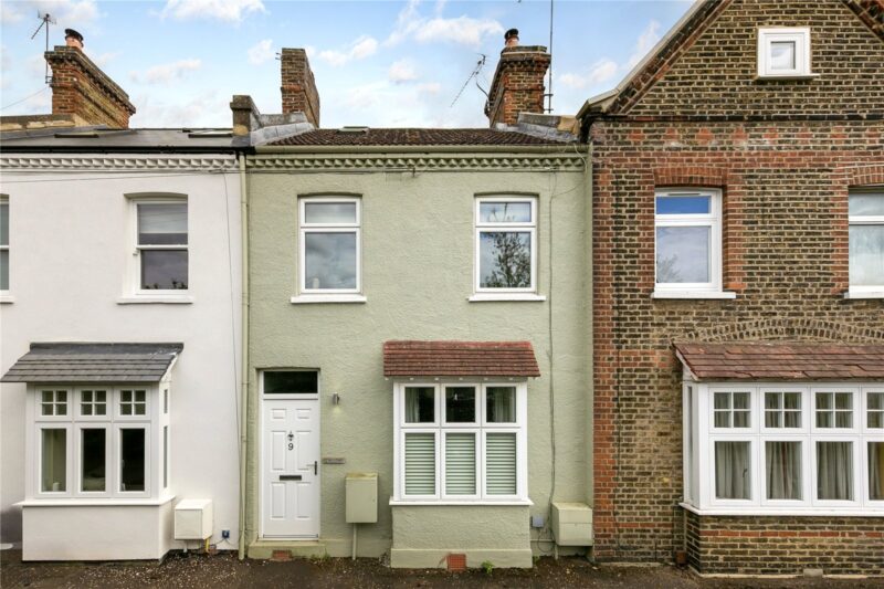 Amyand Cottages, St Margarets, TW1 3JA - Antony Roberts