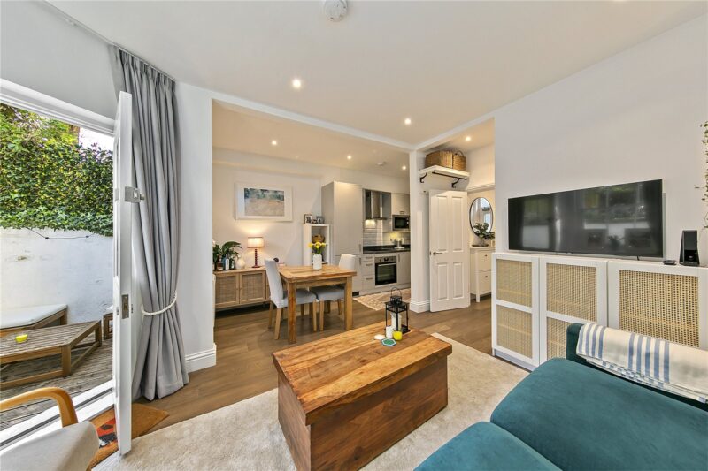 Richmond Road, East Twickenham, TW1 2PD - Antony Roberts