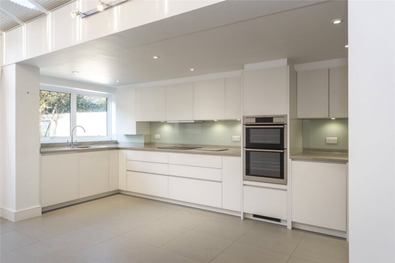 Sydney Road, Richmond, TW9 1UB - Antony Roberts