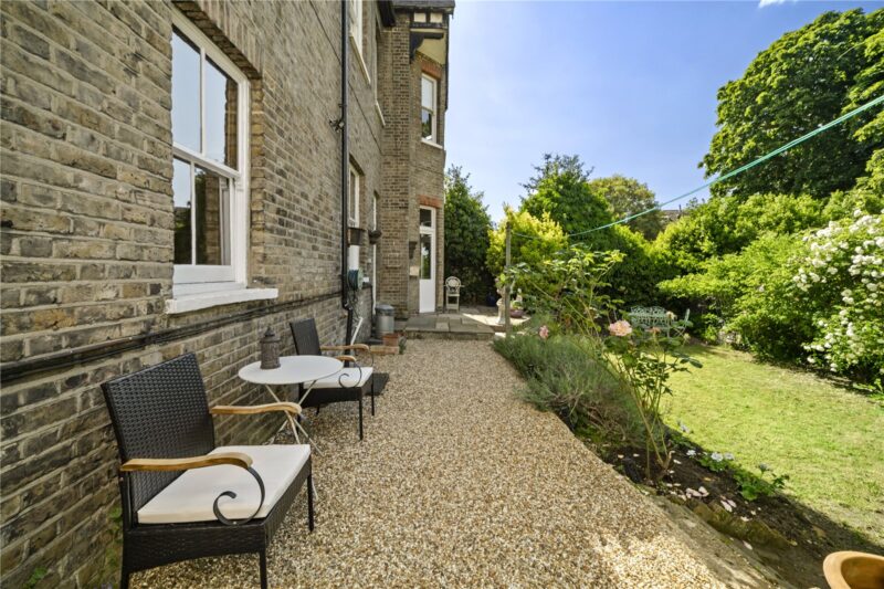 Sheen Road, Richmond, TW10 5AN - Antony Roberts