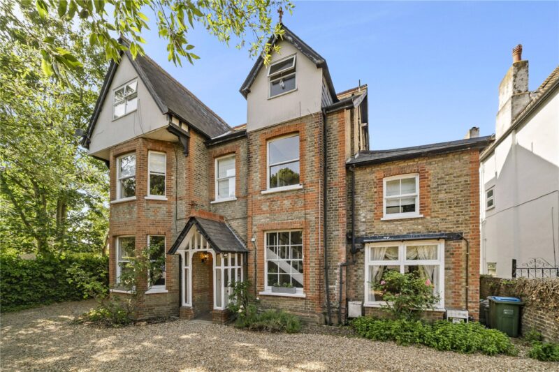 Sheen Road, Richmond, TW10 5AN - Antony Roberts