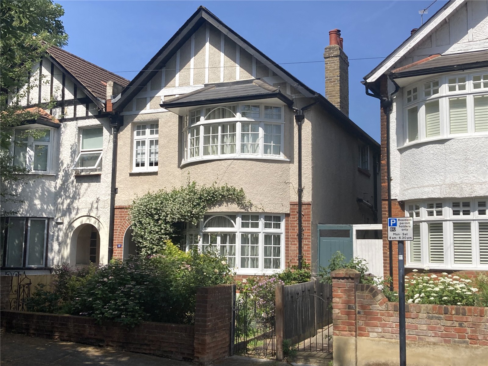 Somerset Road, Brentford, TW8 8BT - Antony Roberts