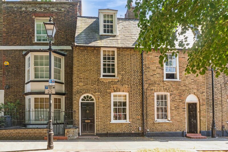 The Butts, Brentford, TW8 8BL - Antony Roberts