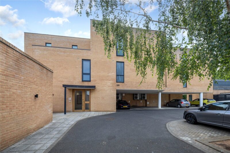 Sandycombe Road, Kew, TW9 2AD - Antony Roberts
