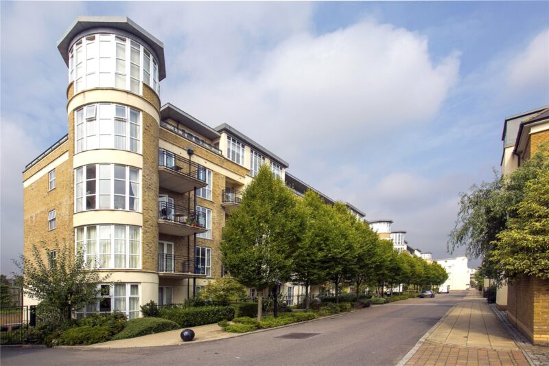 Melliss Avenue, Kew, TW9 4AB - Antony Roberts