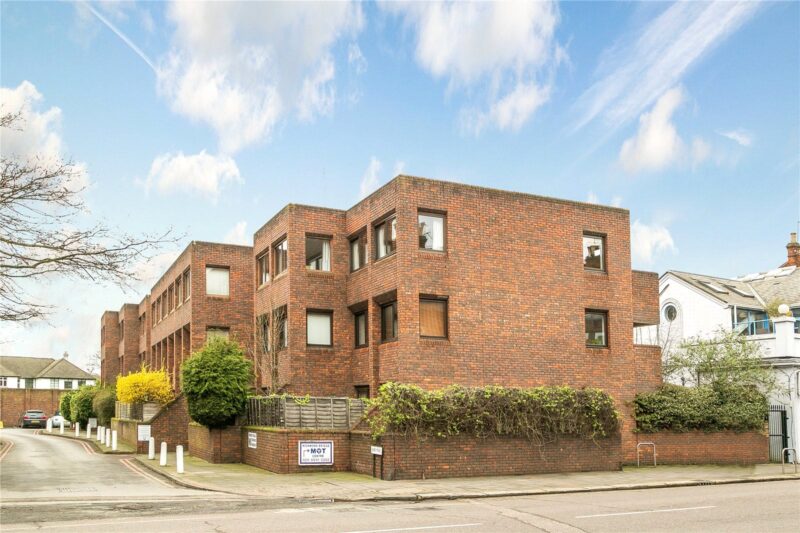 Ryde Place, Richmond Road, TW1 2EH - Antony Roberts
