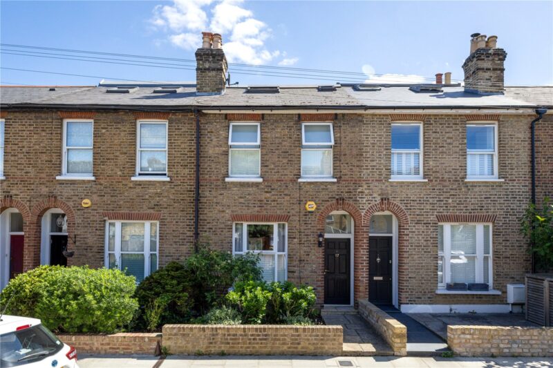 Cedar Terrace, Richmond, TW9 2JE - Antony Roberts