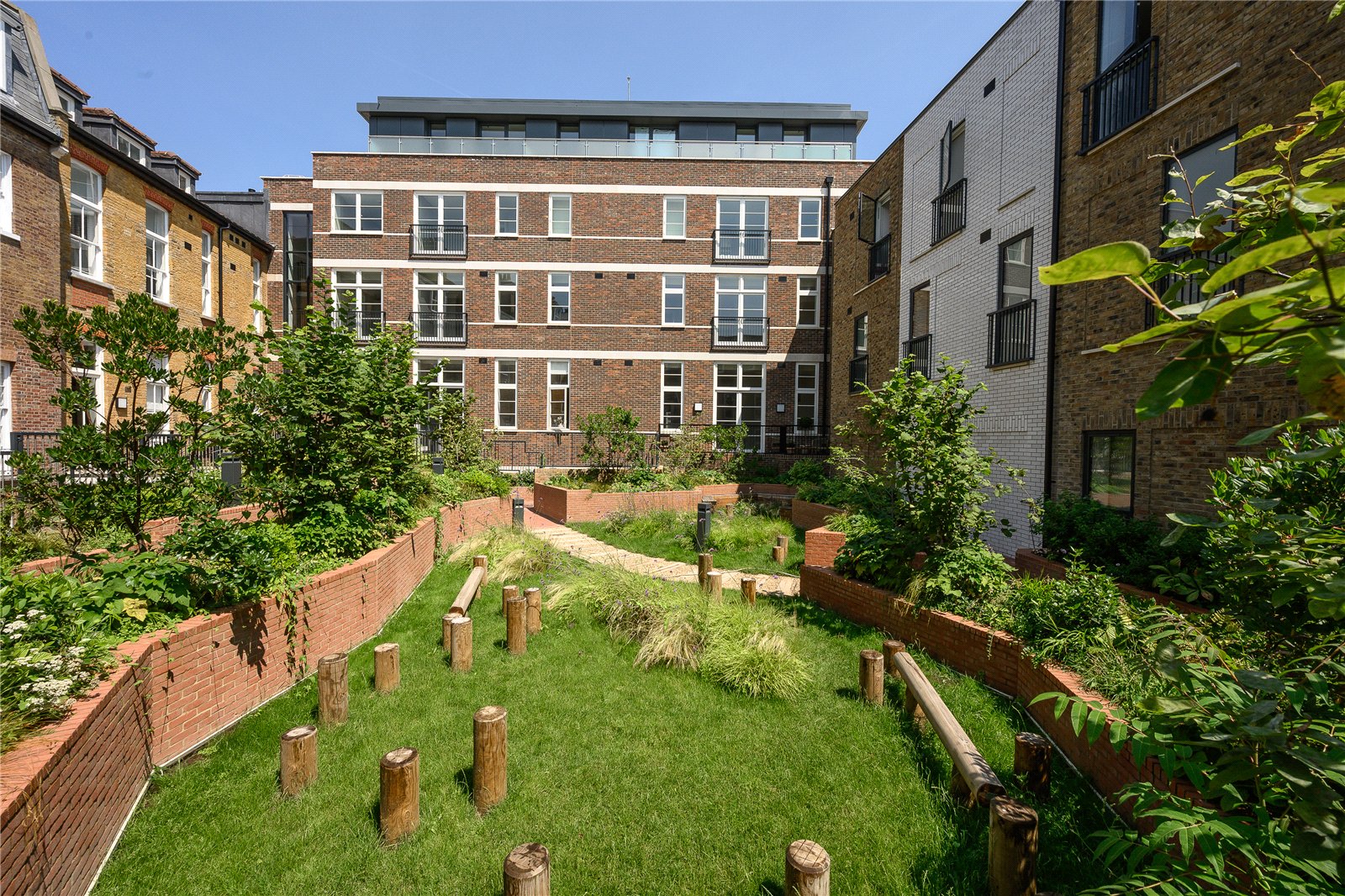 Kew Foot Road, Richmond, TW9 2AF - Antony Roberts