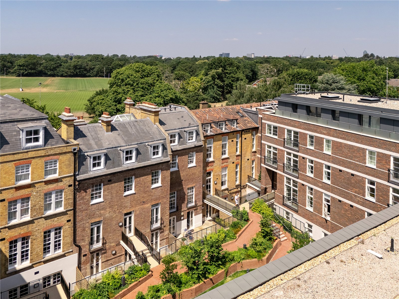 Kew Foot Road, Richmond, TW9 2AF - Antony Roberts