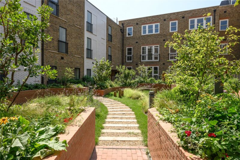 Kew Foot Road, Richmond, TW9 2AF - Antony Roberts
