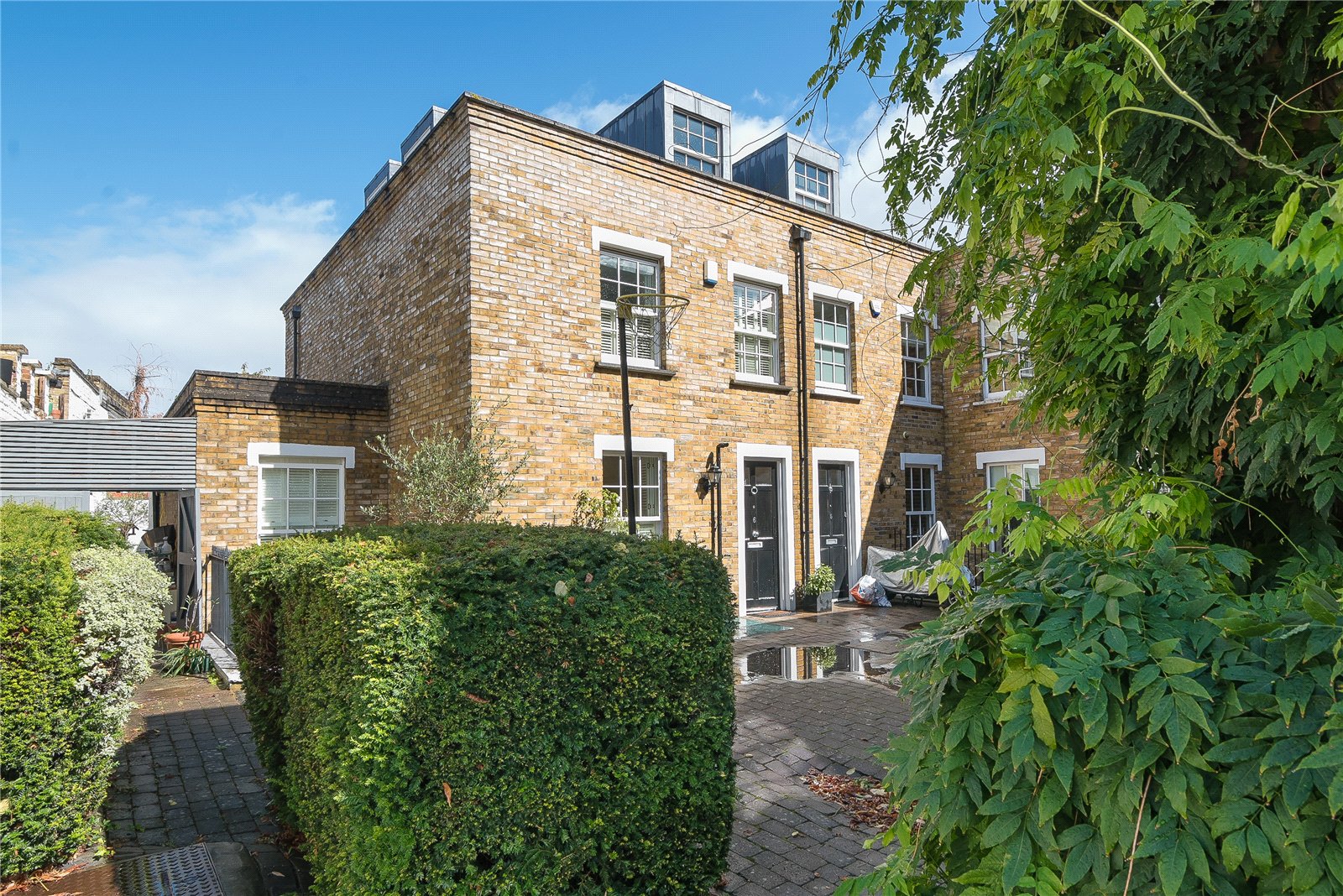Sadlers Gate Mews, Commondale, SW15 1HD - Antony Roberts