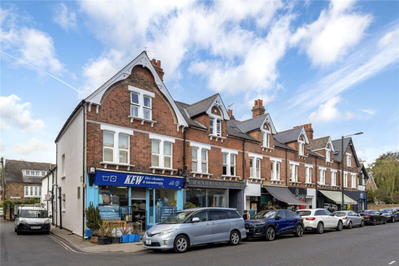 Sandycombe Road, Kew, TW9 3NG - Antony Roberts