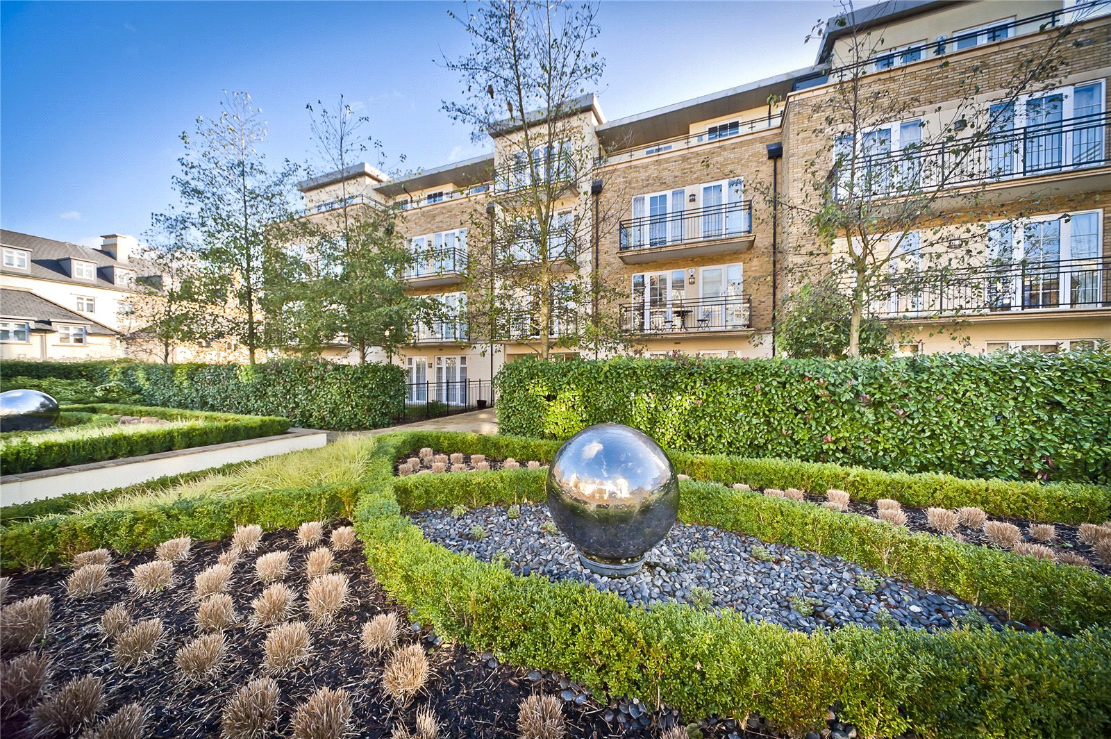 Magenta House, 21 Whitcome Mews, TW9 4BU - Antony Roberts