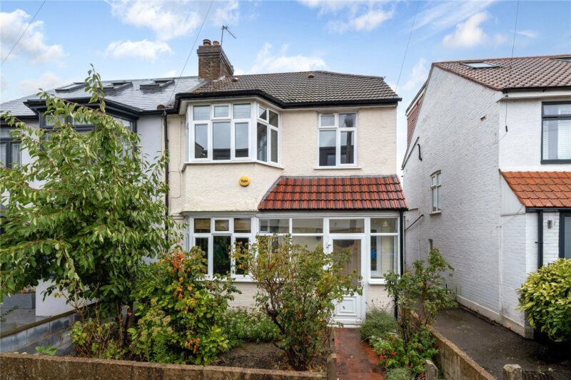 Manor Grove, Richmond, TW9 4QJ - Antony Roberts