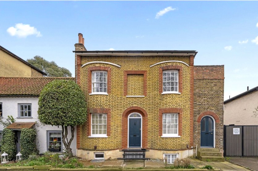 Kew Road, Kew, TW9 3DU - Antony Roberts