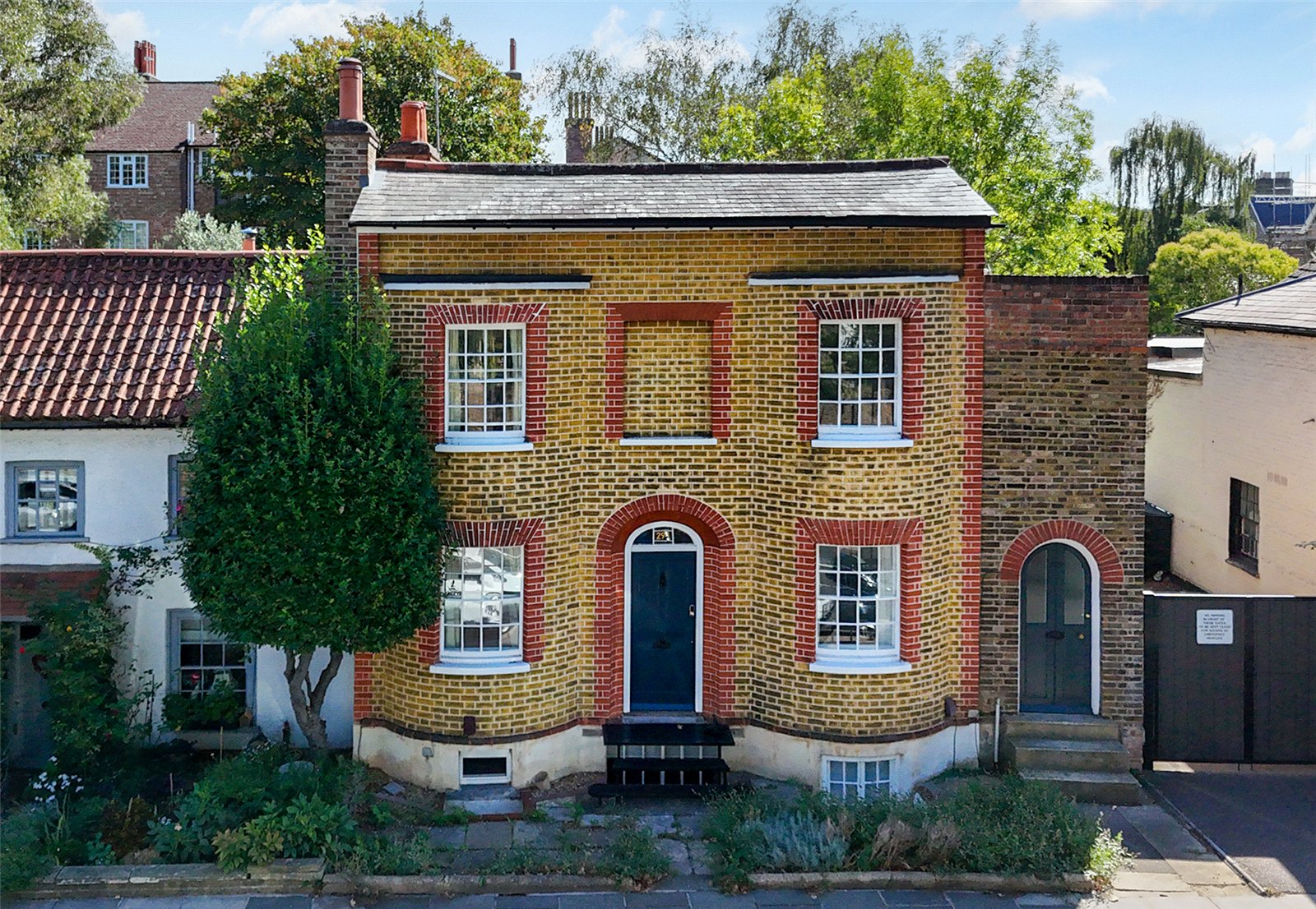 Kew Road, Kew, TW9 3DU - Antony Roberts