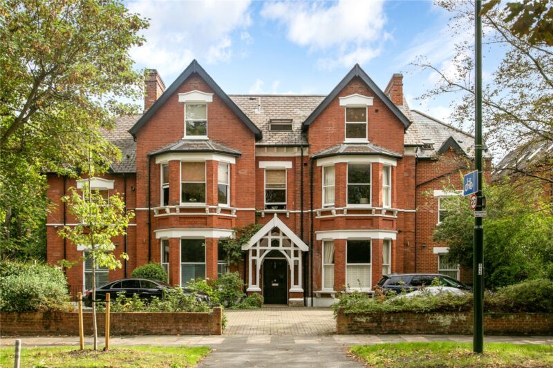 Kew Road, Kew, TW9 3JX - Antony Roberts