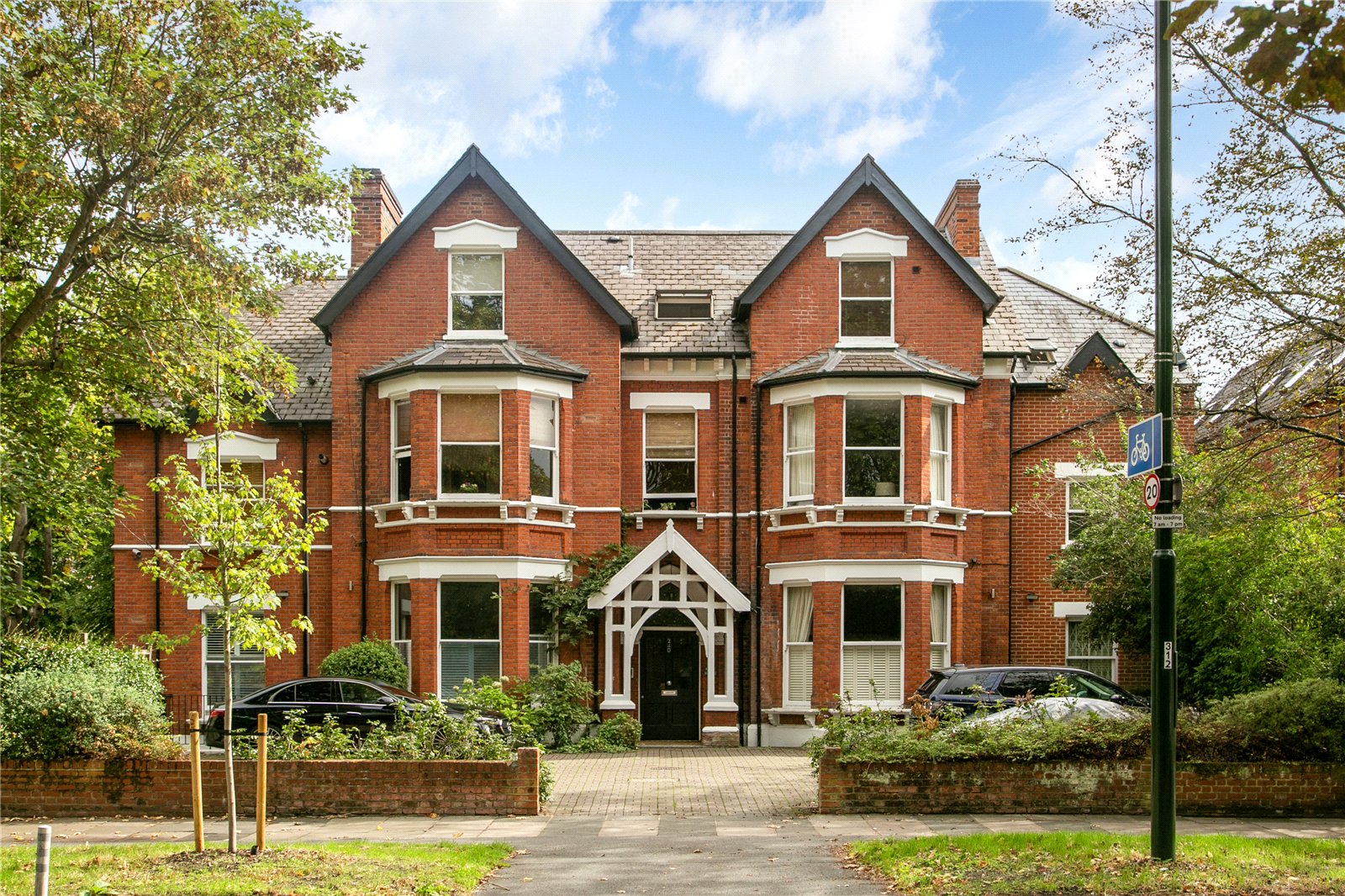 Kew Road, Kew, TW9 3JX - Antony Roberts
