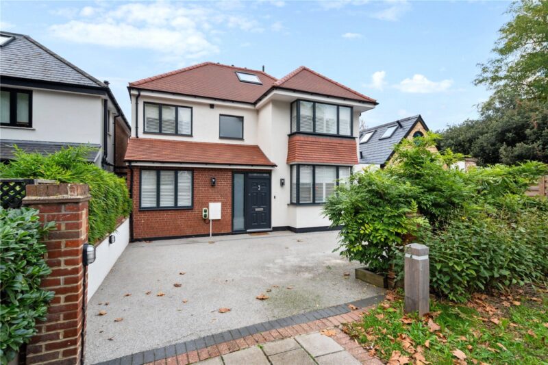 Mortlake Road, Kew, TW9 4AW - Antony Roberts