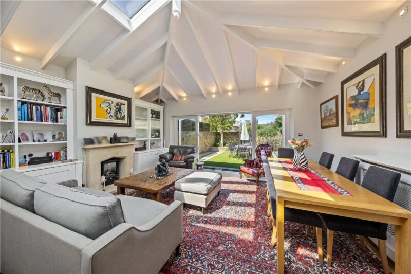 Paradise Road, Richmond, TW9 1SE - Antony Roberts