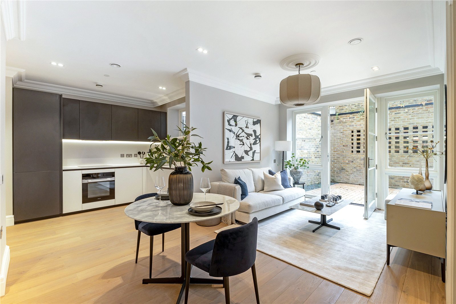 Kew Foot Road, Richmond, TW9 2AF - Antony Roberts